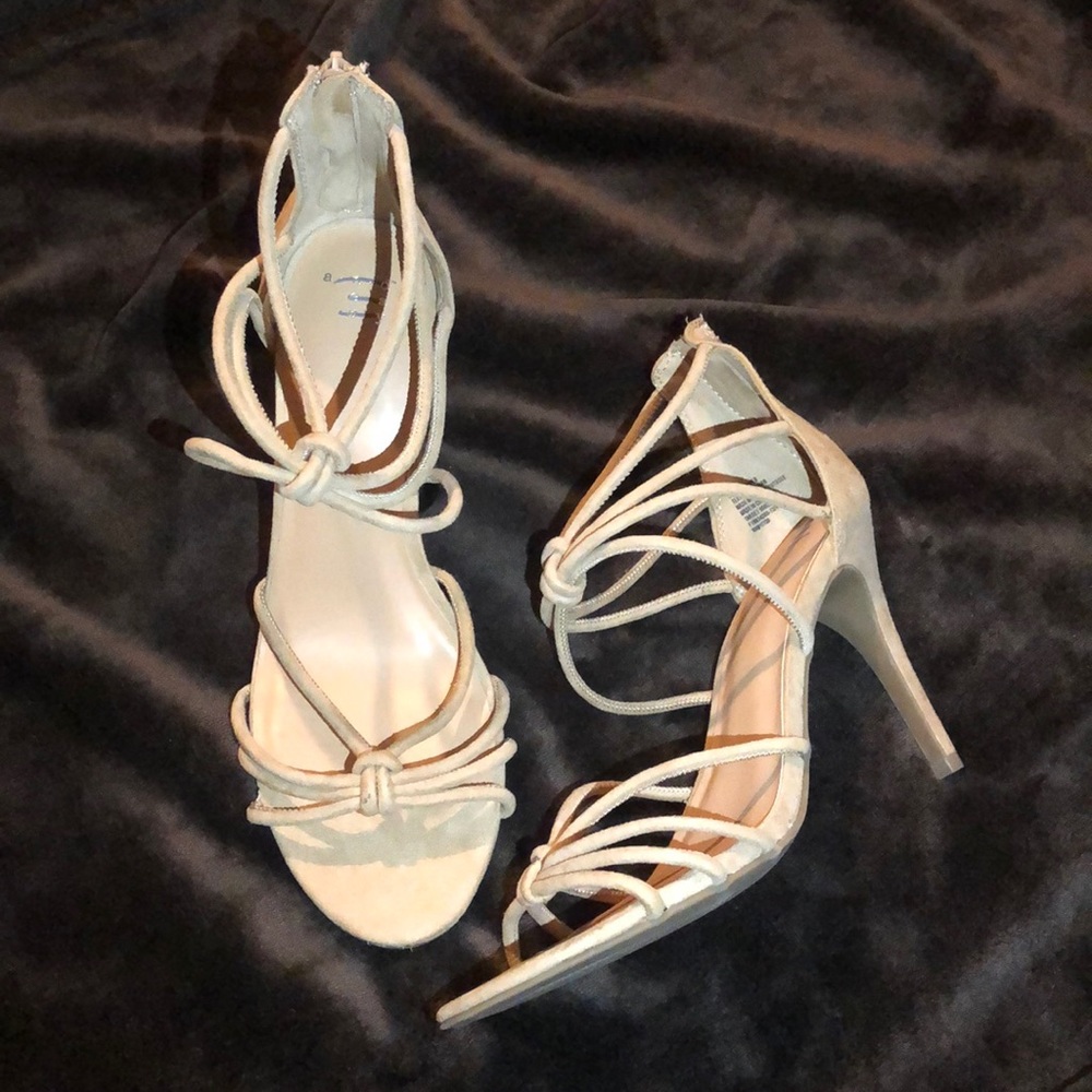 NEVER WORN Microsuede tan heels
